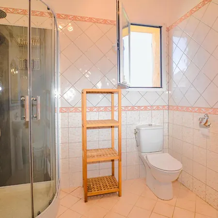 Casa vacanze Nice In Linguizetta With Wifi *
